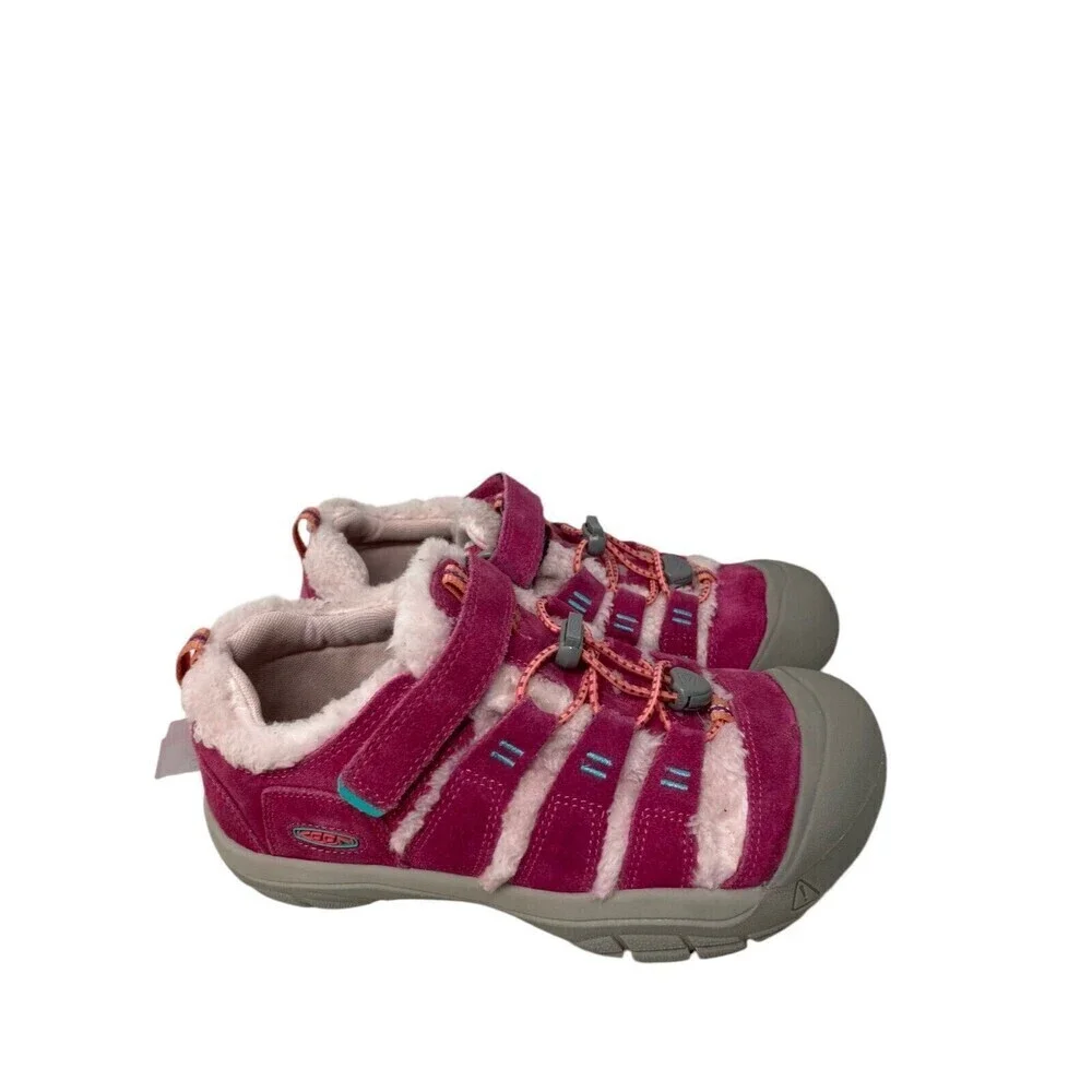 Keen Shoes Youth Size 5 US Pink Newport Shoe Fruit Dove Ballet Slipper